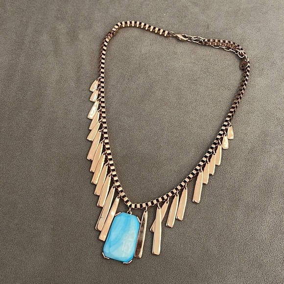 ROSE GOLD CHAIN NECKLACE - Picture 7 of 12